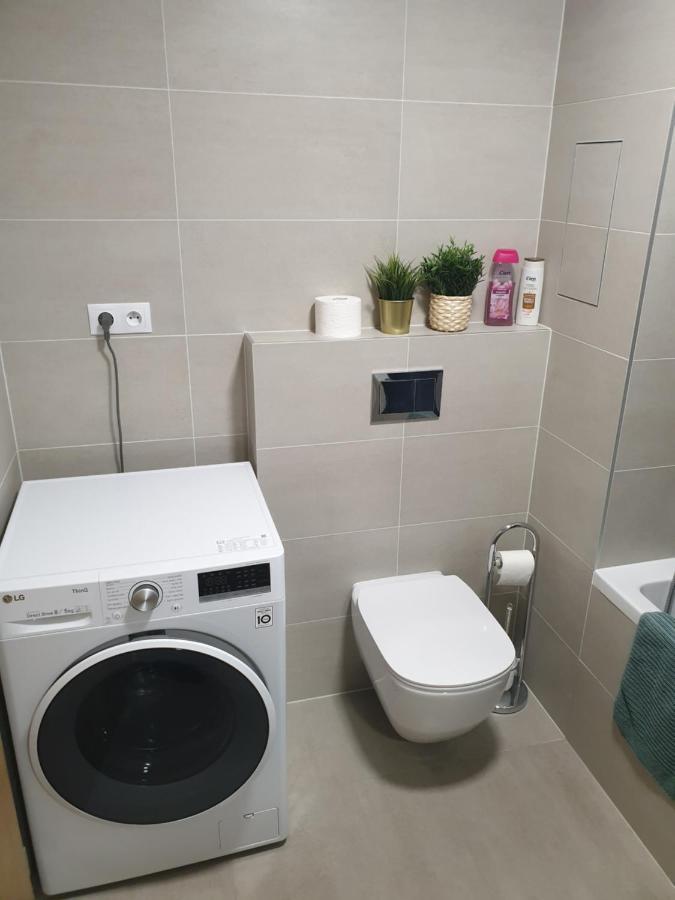 Kama Apartments Прага Екстер'єр фото