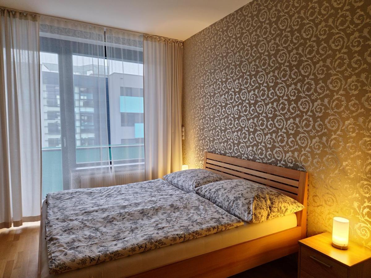 Kama Apartments Прага Екстер'єр фото